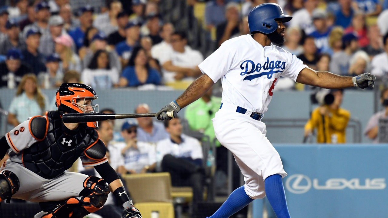NL West: Rivalry renewed as Dodgers stand in Giants' way